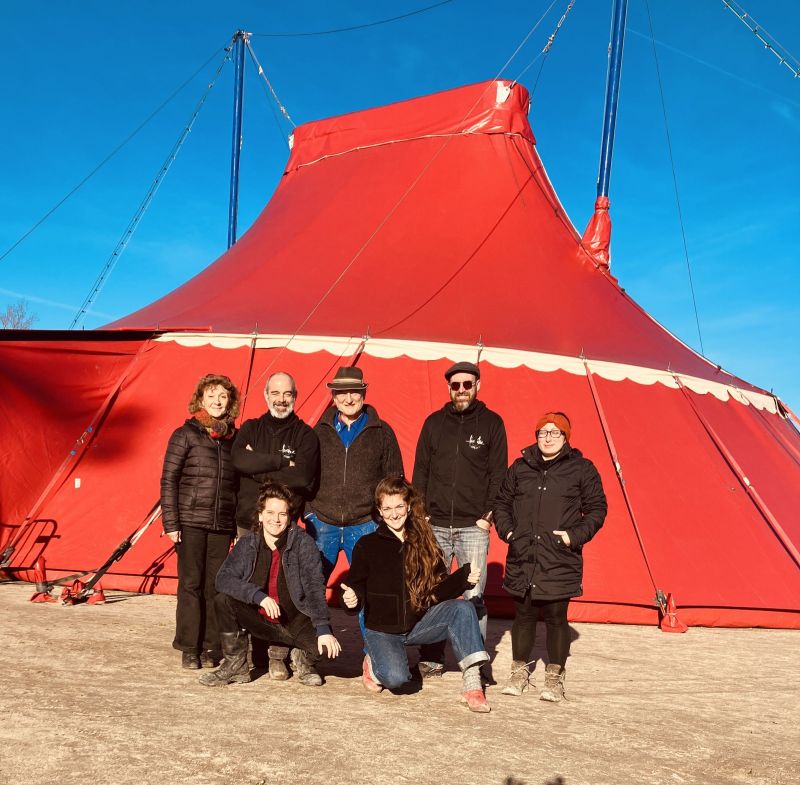 equipe-chapiteau-lenvolee