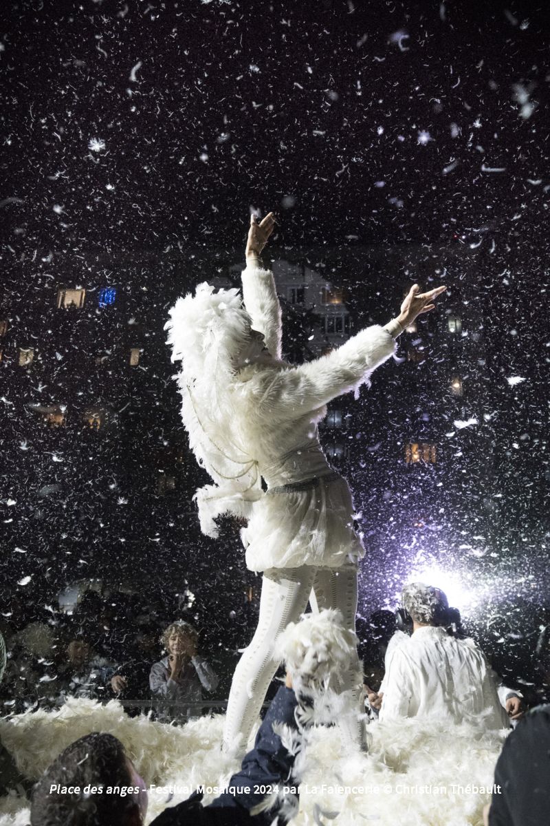 2024.09.28-place-des-anges-festival-mosaique-par-la-faiencerie-christian-thebault-pcm-12
