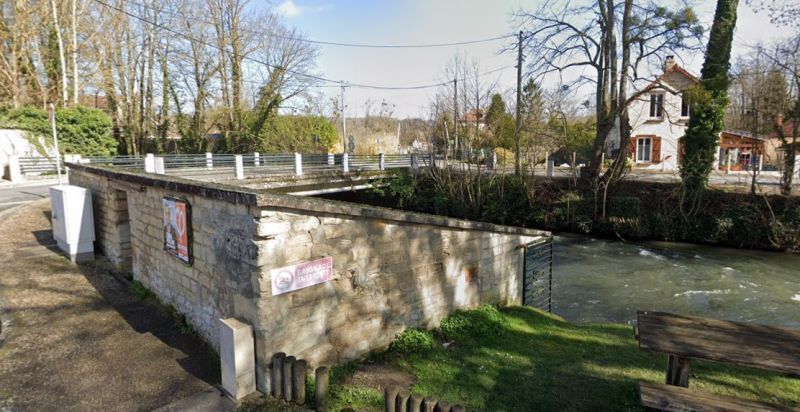 lavoir_cramoisy