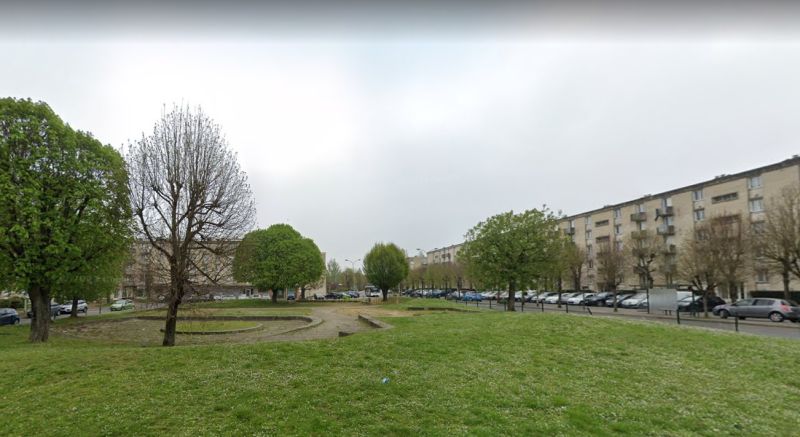 square_bacquerel_creil