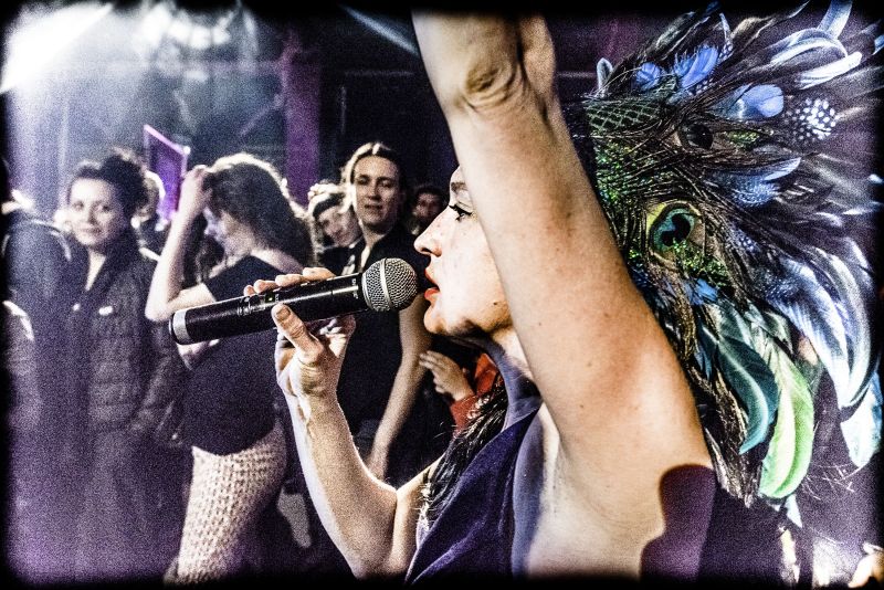 mobil-dancing-damien_bossis-5