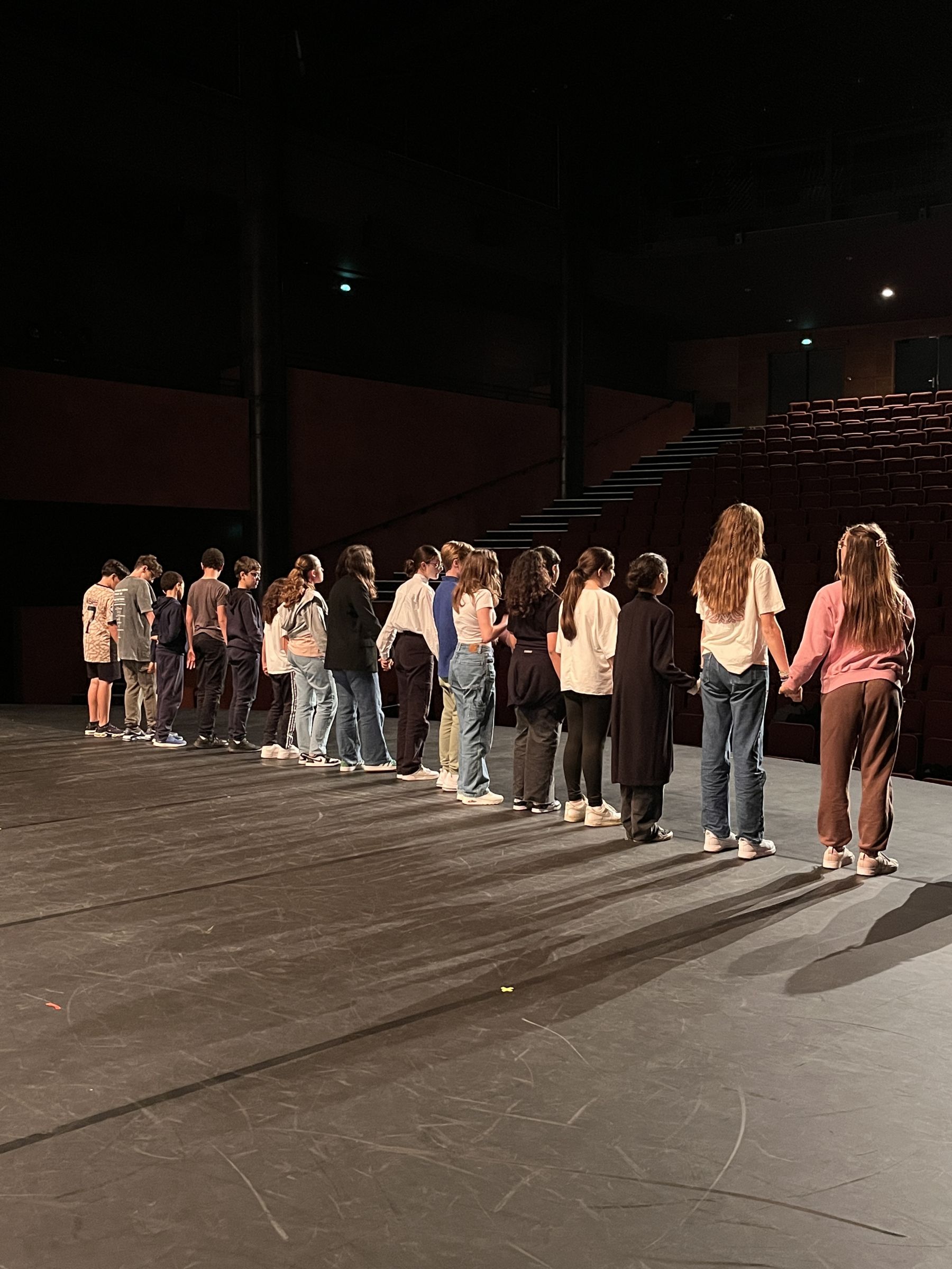 restitutions-scolaires-theatre-et-danse-2024-florence-cassin-6