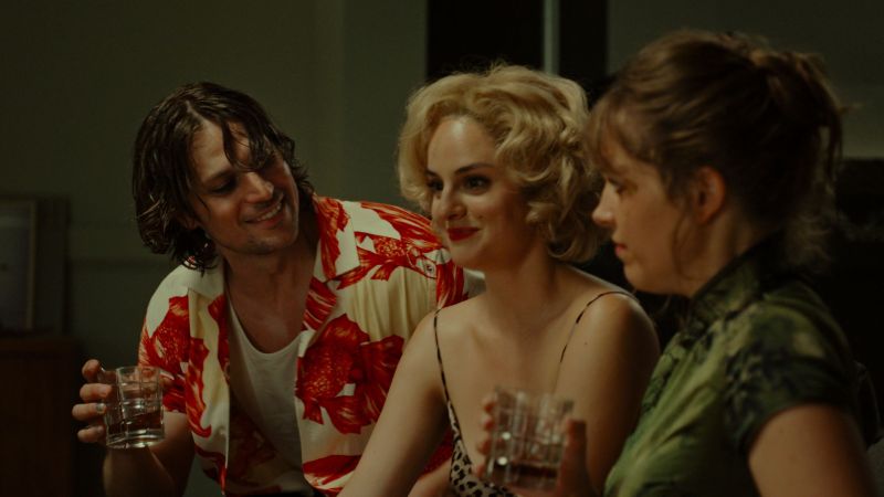 7-les-femmes-au-balcon_-2024-nord-ouest-films-france-2-cinema8