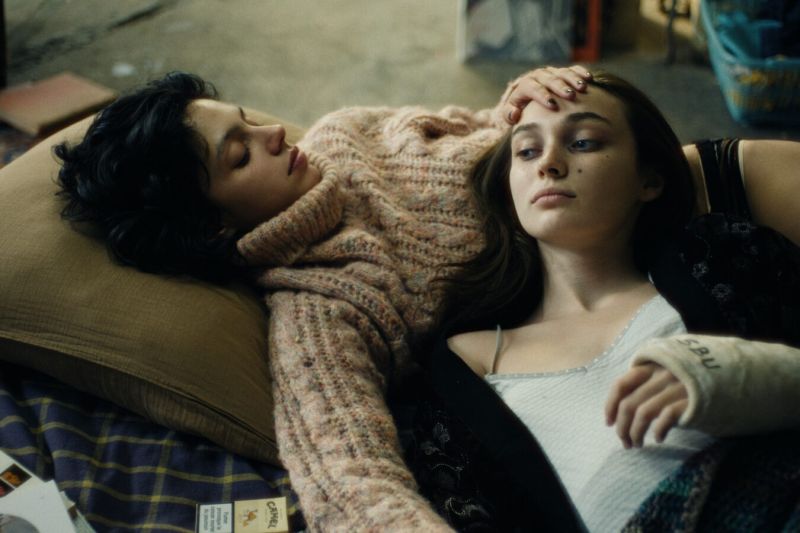 photo-7-2024-rectangle-productions-2-4-7-films-hero-squared-france-3-cinema-tabor-ltd-1350x900