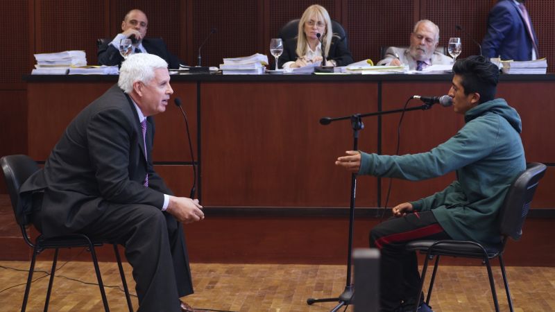 13f60f00-1432-nt-still-002