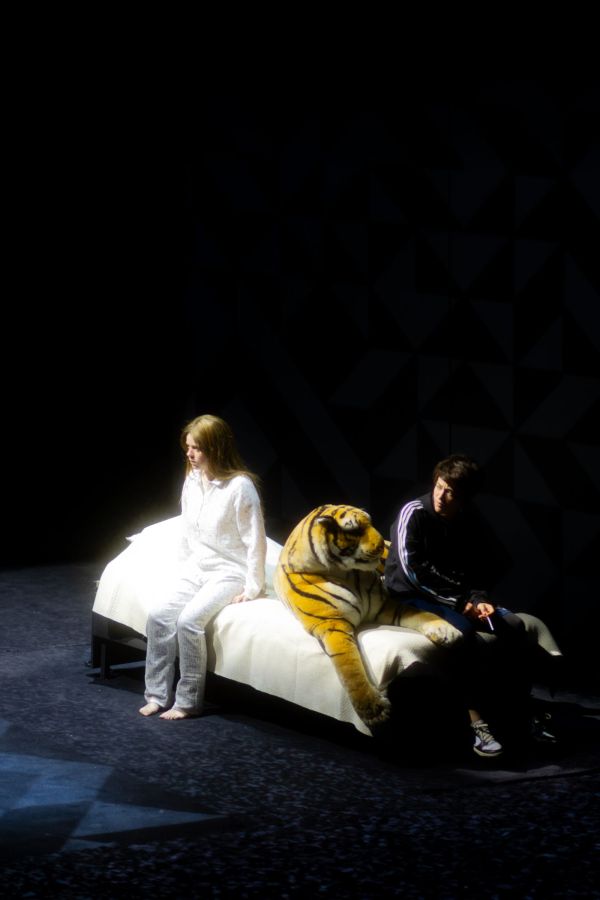 les-petites-filles-modernes-titre-provisoire-compagnie-louis-brouillard-joel-pommerat-a65a0260-2-agathe-pommerat
